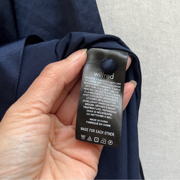 Aritzia Wilfred Navy Satin Button Front Long Sleeve Midi Dress Size S - Picture 10 of 11